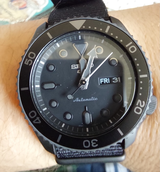 Seiko 5 Stealth